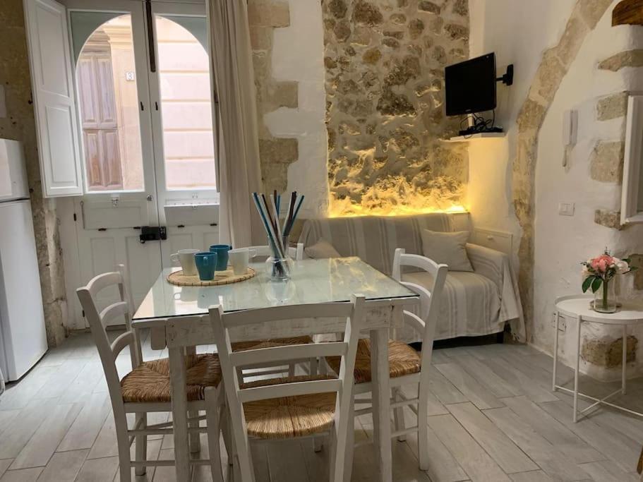דירות סירקוזה La Casa Di Marta מראה חיצוני תמונה